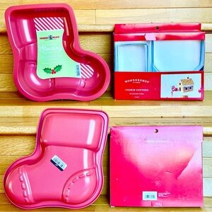 #1 NORDIC WARE Holiday Stocking Baking Pan WONDERSHOP Cookie Cutters Cake Bake